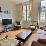 Apartment Place Dauphine - 4 Adults