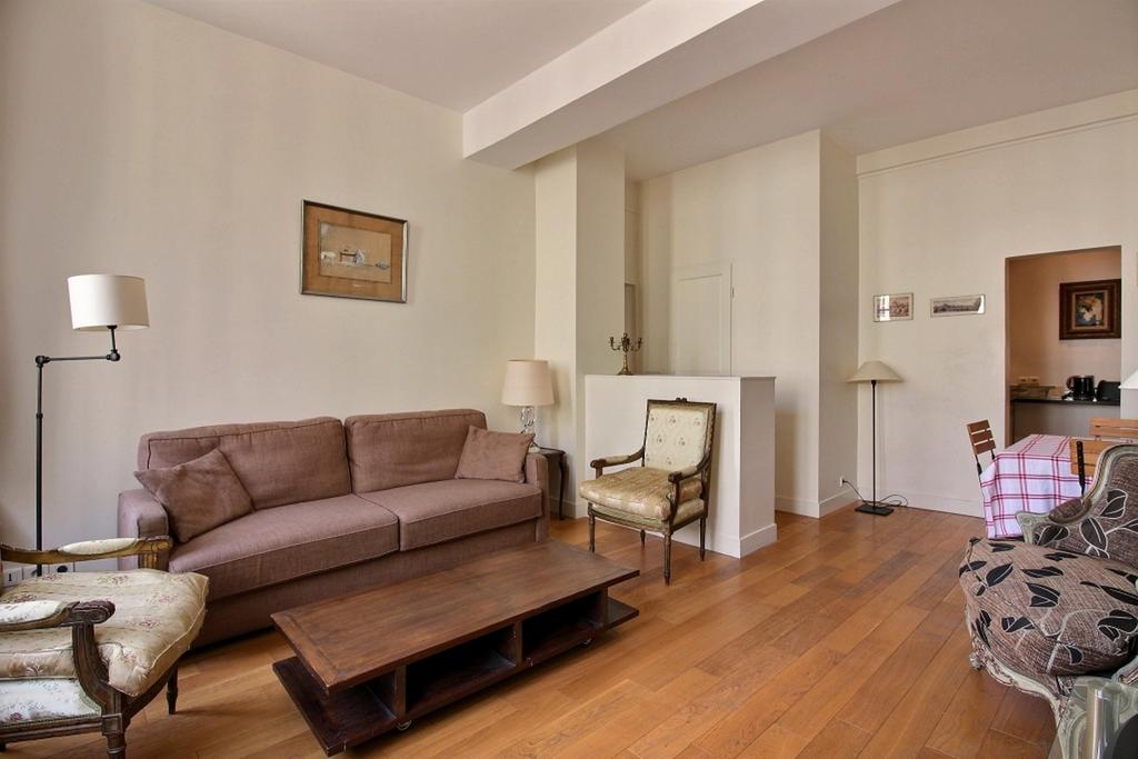 Place Dauphine - 4 Adults Parigi